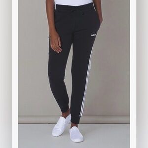 ADIDAS Women's Essentials 3-Stripes Fleece Joggers Size Small